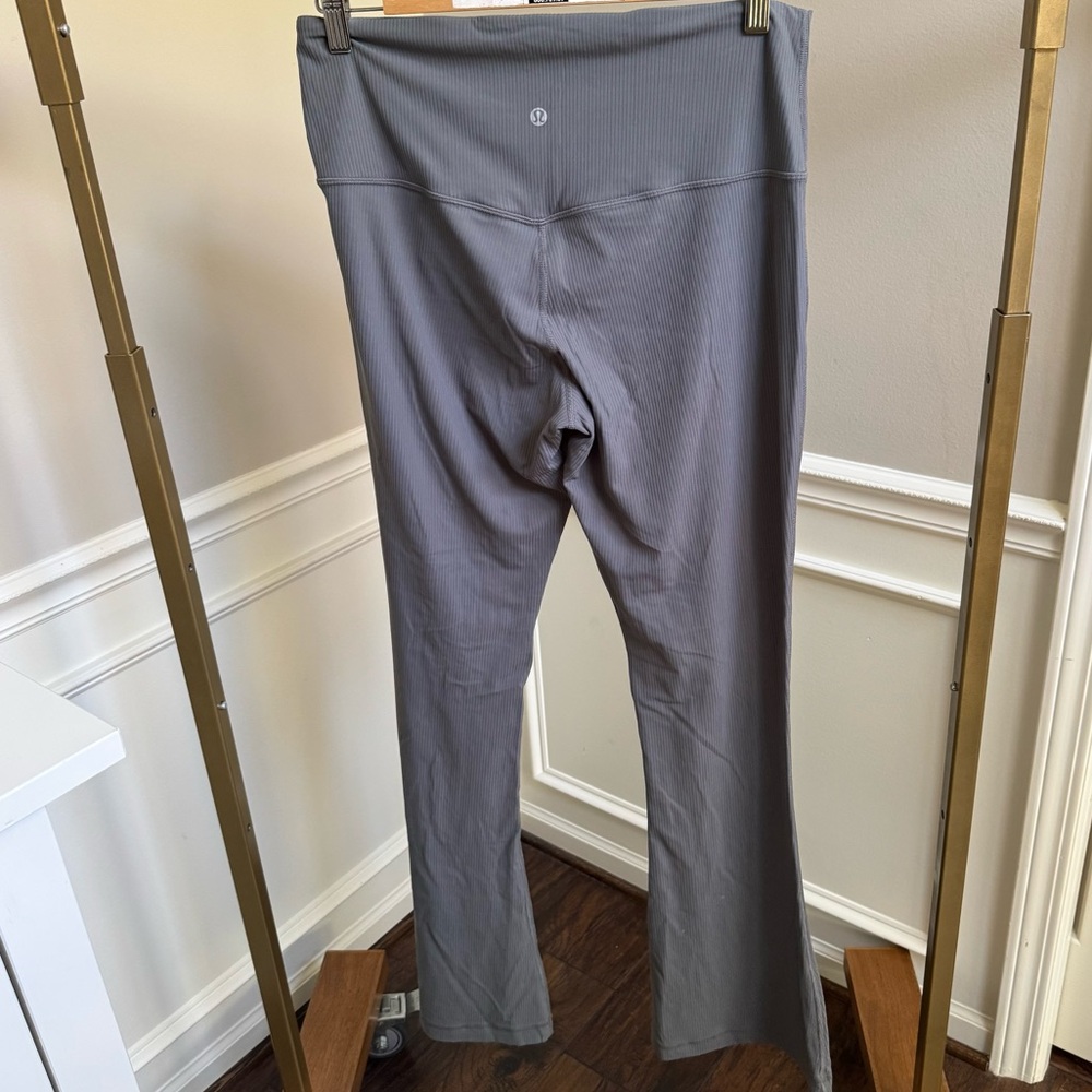 lululemon Align High Rise Ribbed Mini- Flare Pant Regular - Picture 5 of 6